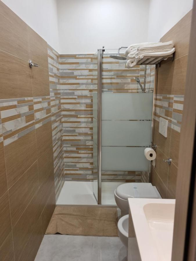 Locazione Turistica Adriatico Hotel Бари Екстериор снимка