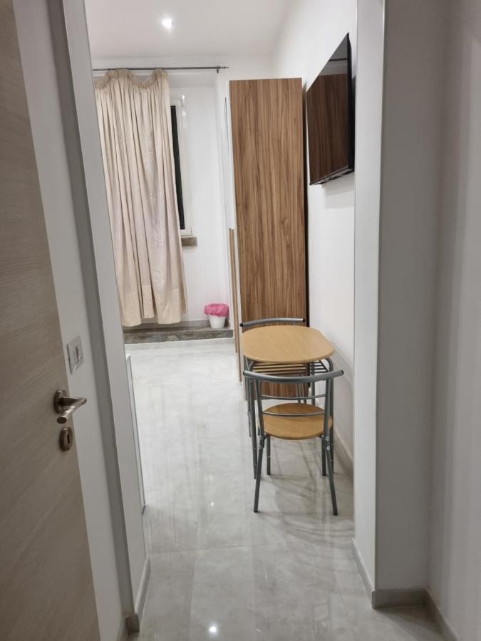 Locazione Turistica Adriatico Hotel Бари Екстериор снимка