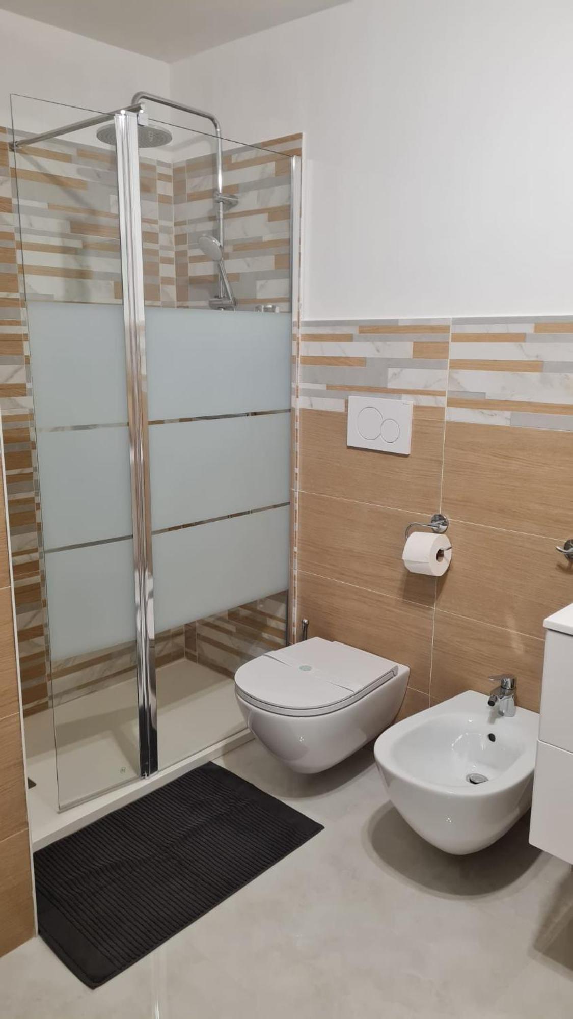 Locazione Turistica Adriatico Hotel Бари Екстериор снимка